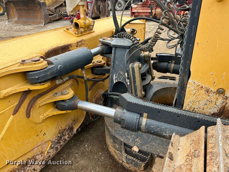 image for item EK2834 John Deere 750K LGP dozer