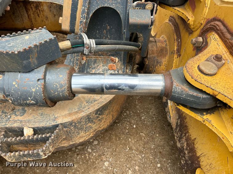 image for item EK2834 John Deere 750K LGP dozer