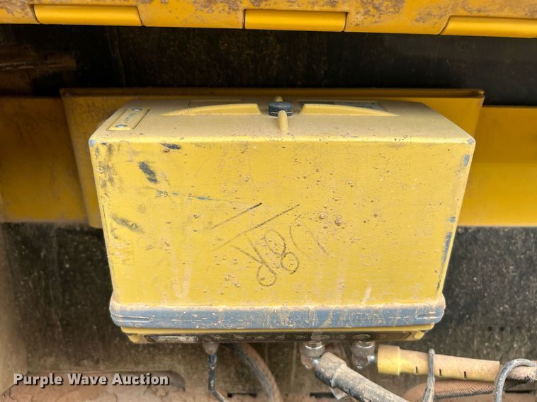 image for item EK2834 John Deere 750K LGP dozer