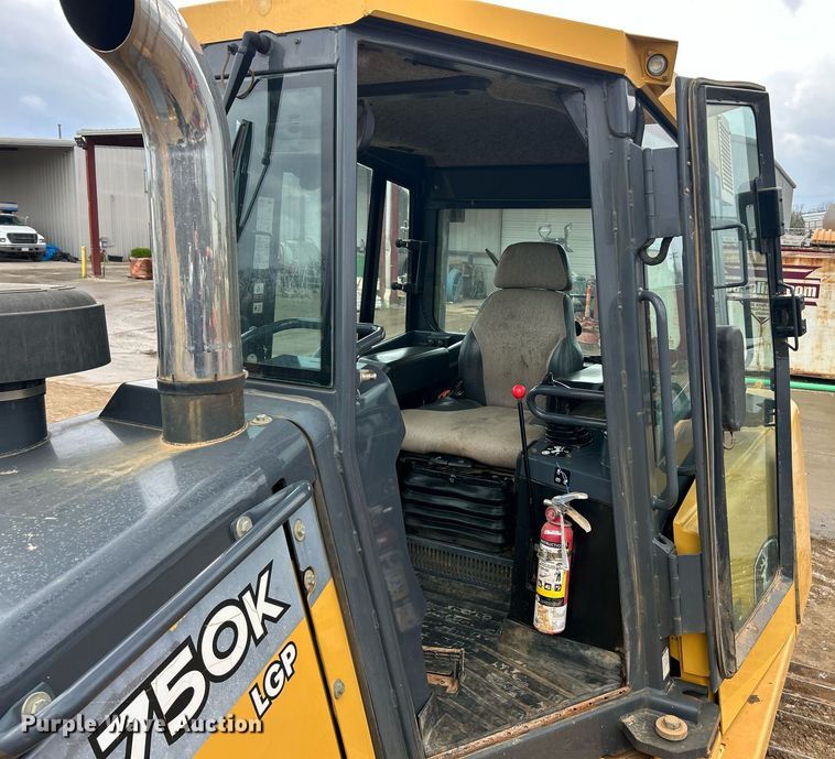 image for item EK2834 John Deere 750K LGP dozer