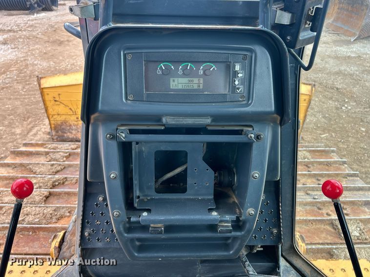 image for item EK2834 John Deere 750K LGP dozer