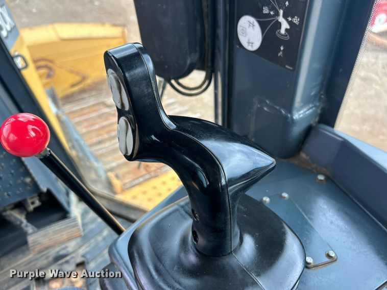 image for item EK2834 John Deere 750K LGP dozer