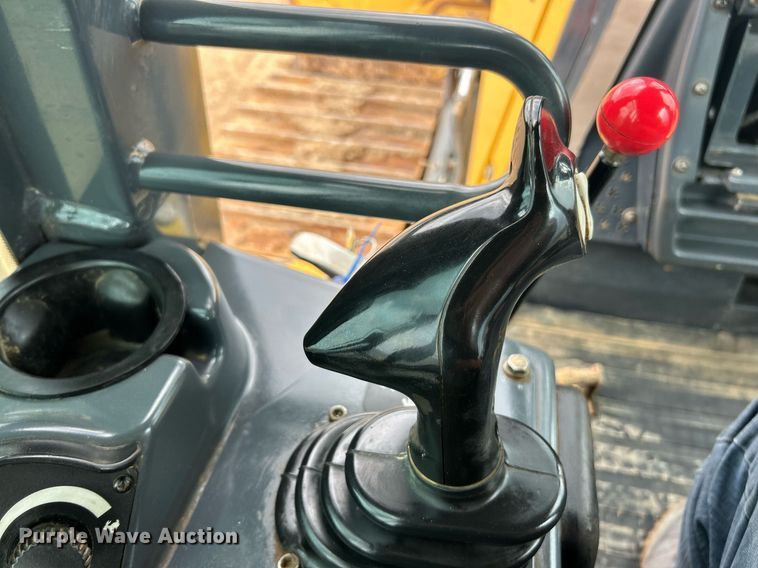 image for item EK2834 John Deere 750K LGP dozer