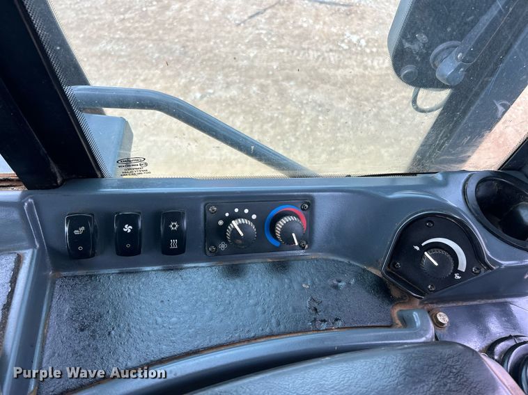 image for item EK2834 John Deere 750K LGP dozer