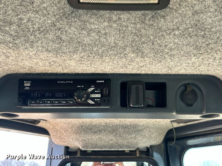 image for item EK2834 John Deere 750K LGP dozer