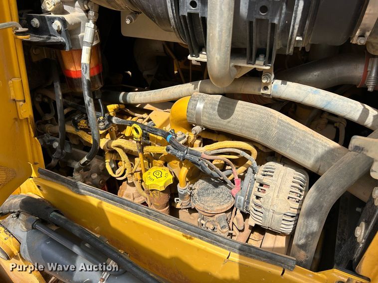 image for item EK2834 John Deere 750K LGP dozer