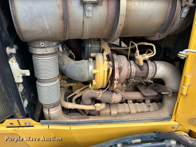 image for item EK2834 John Deere 750K LGP dozer