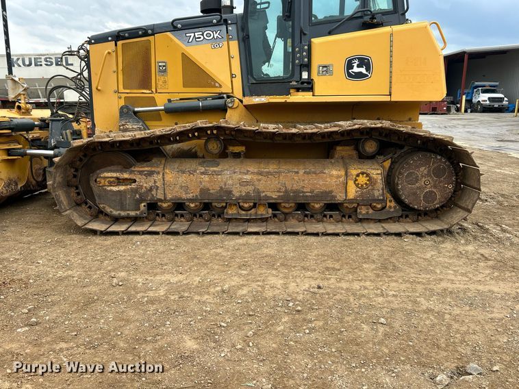 image for item EK2834 John Deere 750K LGP dozer