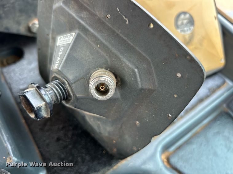 image for item EK2834 John Deere 750K LGP dozer