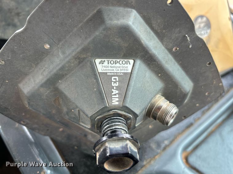 image for item EK2834 John Deere 750K LGP dozer