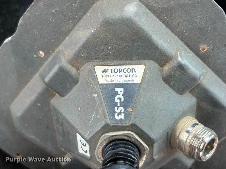 image for item EK2834 John Deere 750K LGP dozer