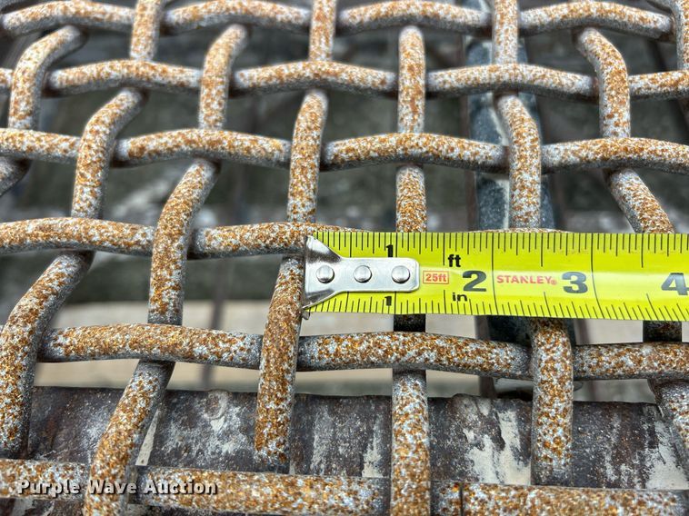 image for item EK2836 Terex Cedarapids screen deck