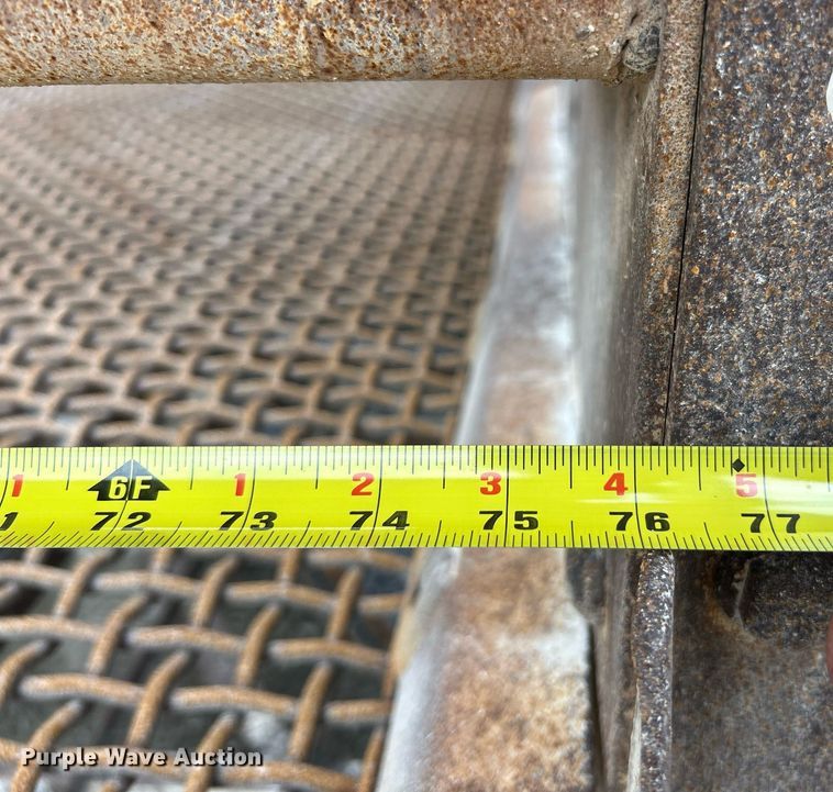 image for item EK2836 Terex Cedarapids screen deck