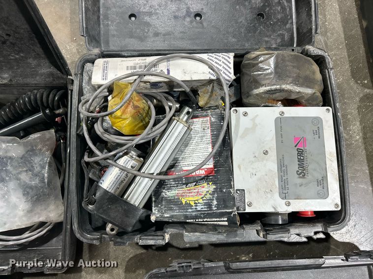 image for item EK2860 2011 Somero Copperhead XD 3.0 laser screed