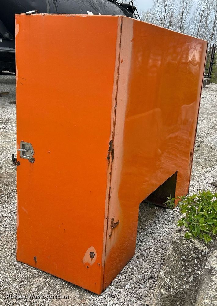 image for item EK2866 Toolbox