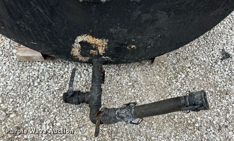 image for item EK2867 Seal coat tank