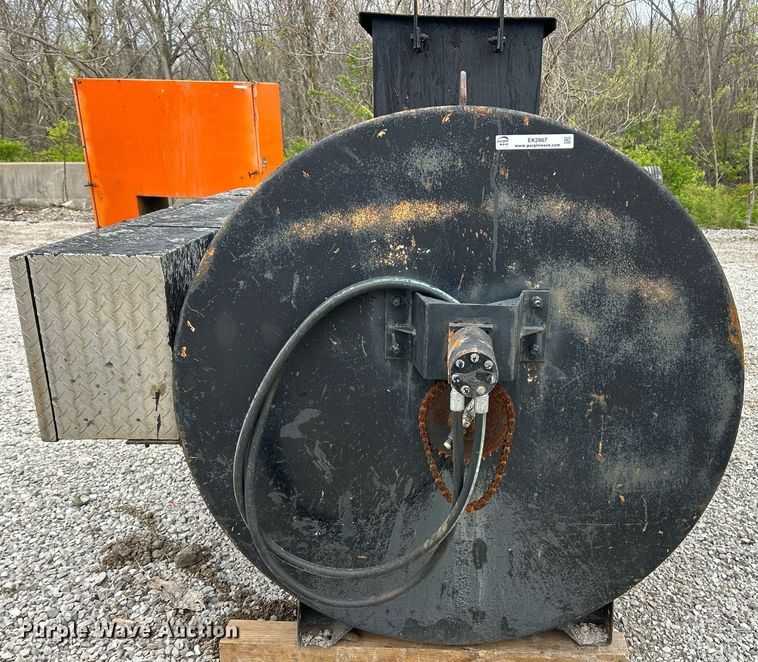 image for item EK2867 Seal coat tank