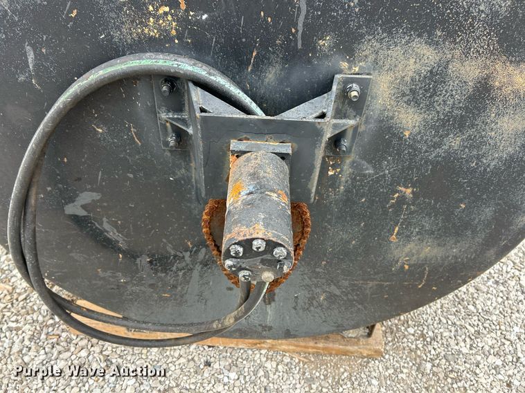 image for item EK2867 Seal coat tank