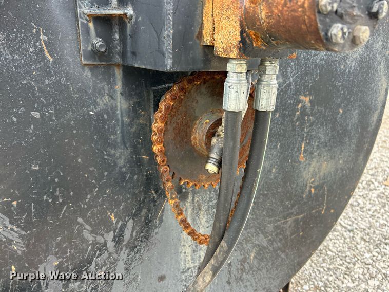 image for item EK2867 Seal coat tank