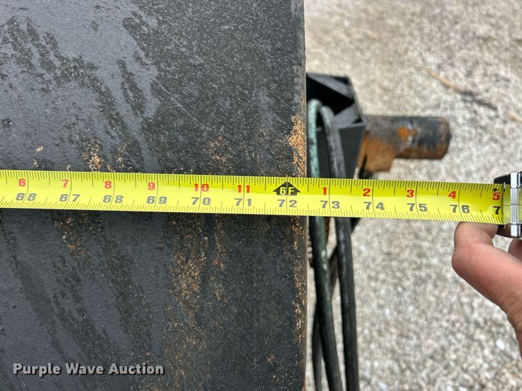 image for item EK2867 Seal coat tank