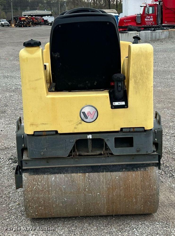 image for item EK2870 2015 Wacker Neuson RD12A double drum vibratory roller