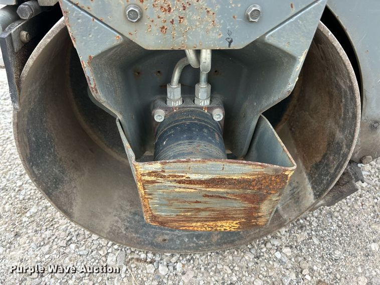 image for item EK2870 2015 Wacker Neuson RD12A double drum vibratory roller