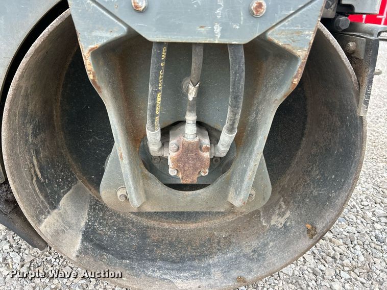 image for item EK2870 2015 Wacker Neuson RD12A double drum vibratory roller
