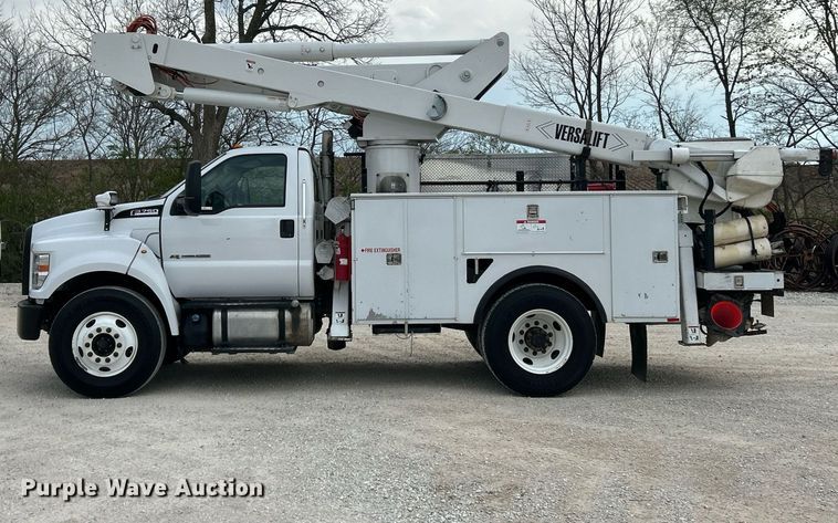 image for item EK2875 2018 Ford F750 Super Duty bucket truck