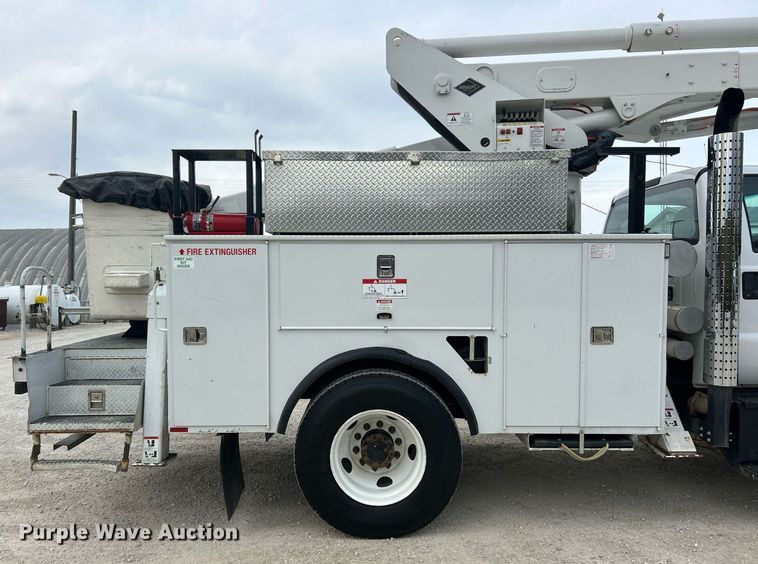 image for item EK2875 2018 Ford F750 Super Duty bucket truck