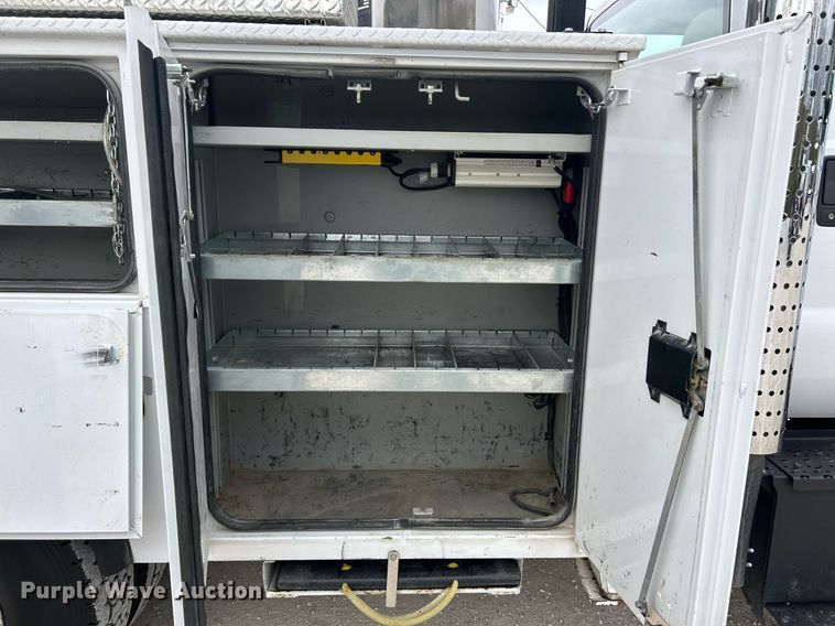 image for item EK2875 2018 Ford F750 Super Duty bucket truck