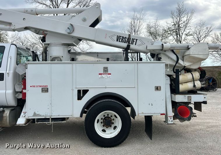 image for item EK2875 2018 Ford F750 Super Duty bucket truck