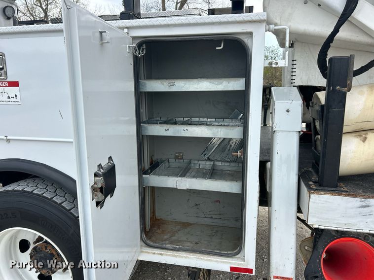 image for item EK2875 2018 Ford F750 Super Duty bucket truck