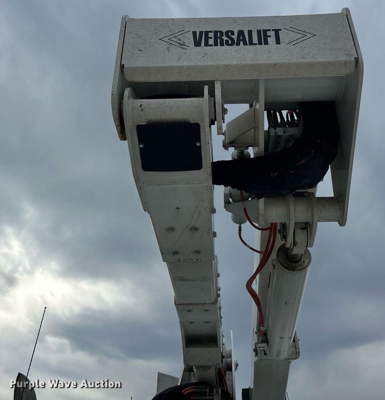 image for item EK2875 2018 Ford F750 Super Duty bucket truck