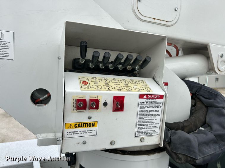 image for item EK2875 2018 Ford F750 Super Duty bucket truck