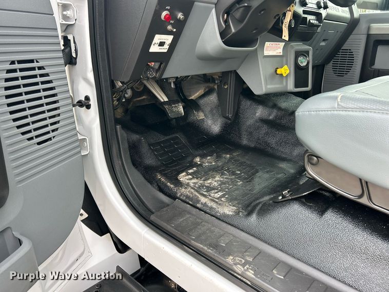 image for item EK2875 2018 Ford F750 Super Duty bucket truck