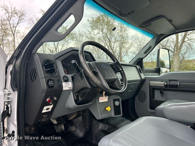 image for item EK2875 2018 Ford F750 Super Duty bucket truck