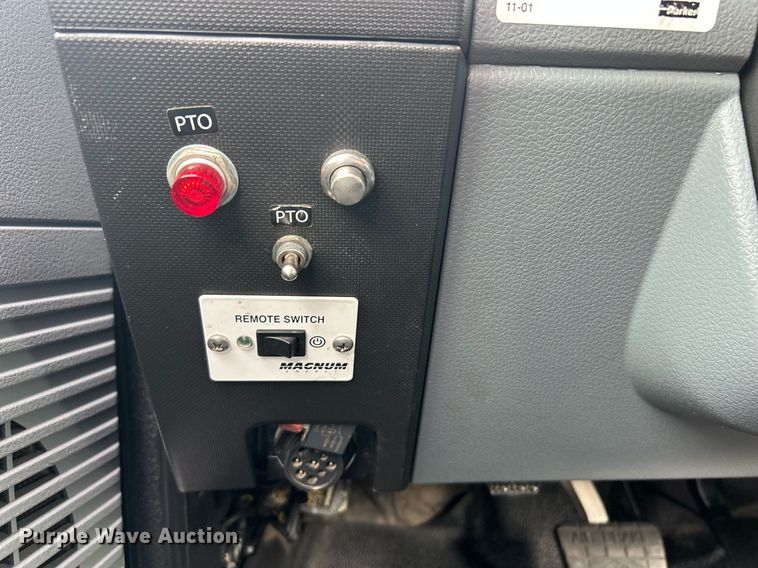 image for item EK2875 2018 Ford F750 Super Duty bucket truck