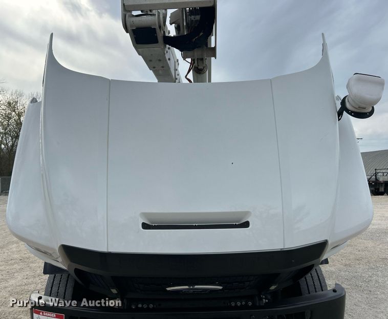 image for item EK2875 2018 Ford F750 Super Duty bucket truck