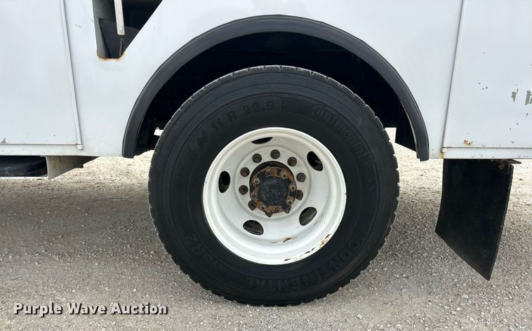 image for item EK2875 2018 Ford F750 Super Duty bucket truck