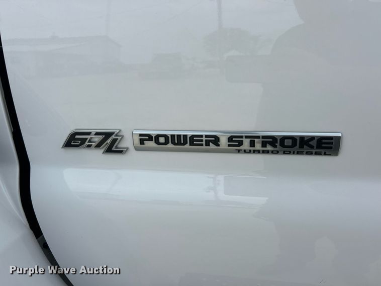 image for item EK2875 2018 Ford F750 Super Duty bucket truck