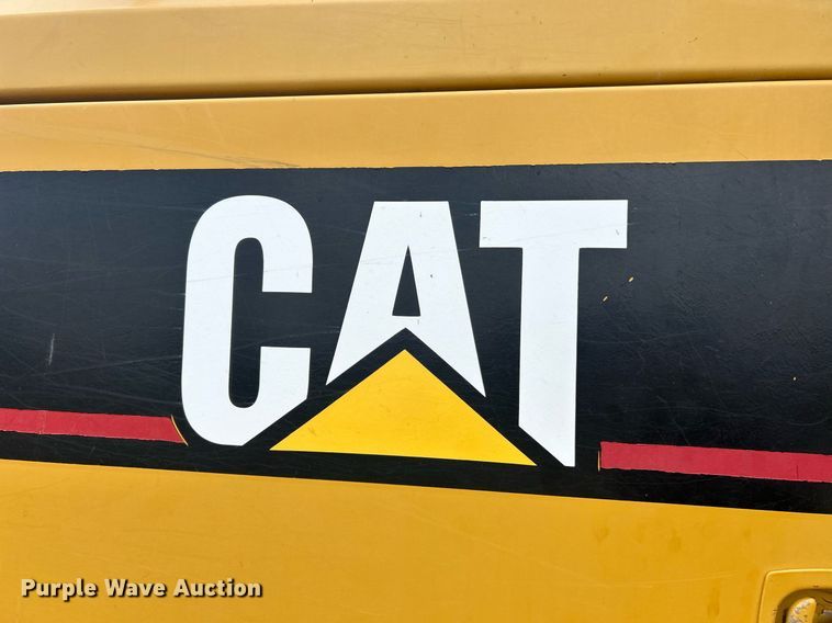 image for item EK2876 2005 Caterpillar 953C track loader