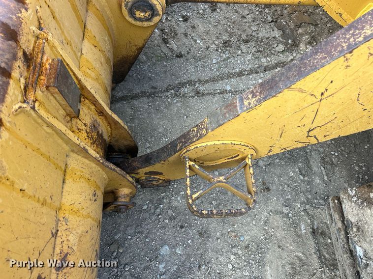 image for item EK2876 2005 Caterpillar 953C track loader