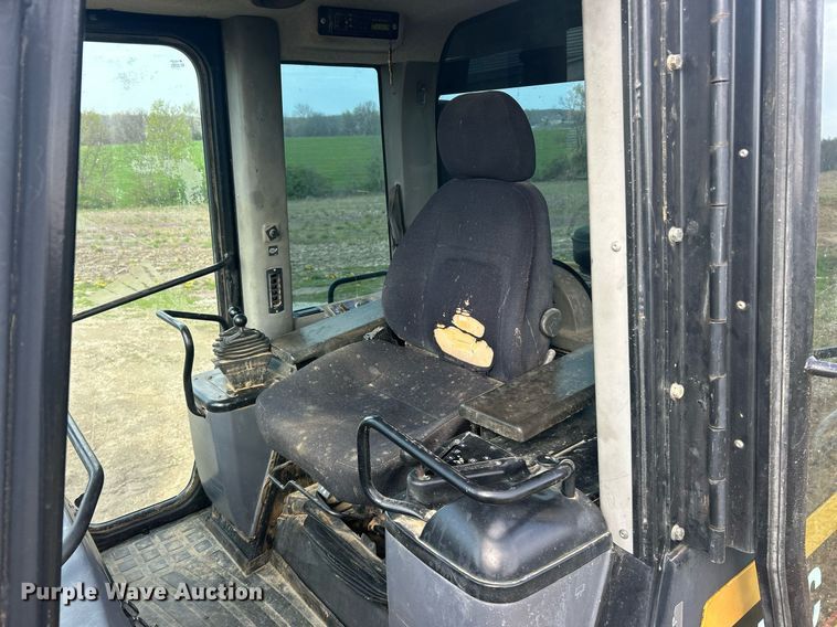 image for item EK2876 2005 Caterpillar 953C track loader