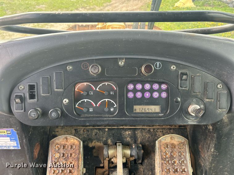 image for item EK2876 2005 Caterpillar 953C track loader