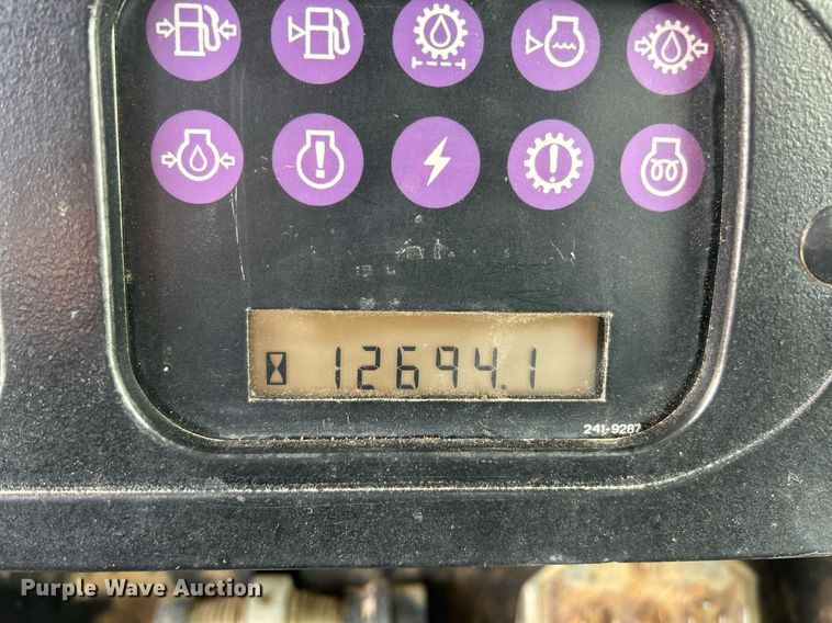 image for item EK2876 2005 Caterpillar 953C track loader