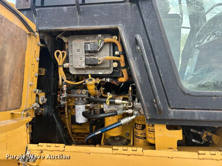 image for item EK2876 2005 Caterpillar 953C track loader