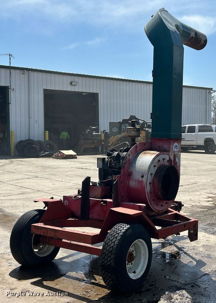 image for item EK2878 Toro leaf vacuum