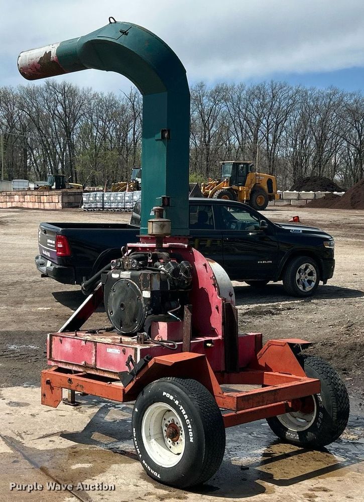 image for item EK2878 Toro leaf vacuum