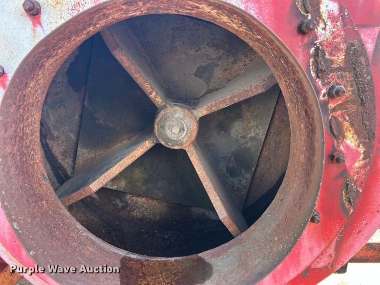 image for item EK2878 Toro leaf vacuum