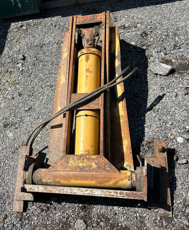 image for item EK2880 Kann grain bed